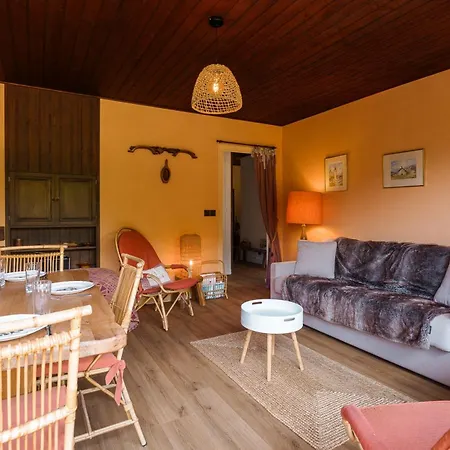 Apartment Cornec - Your In